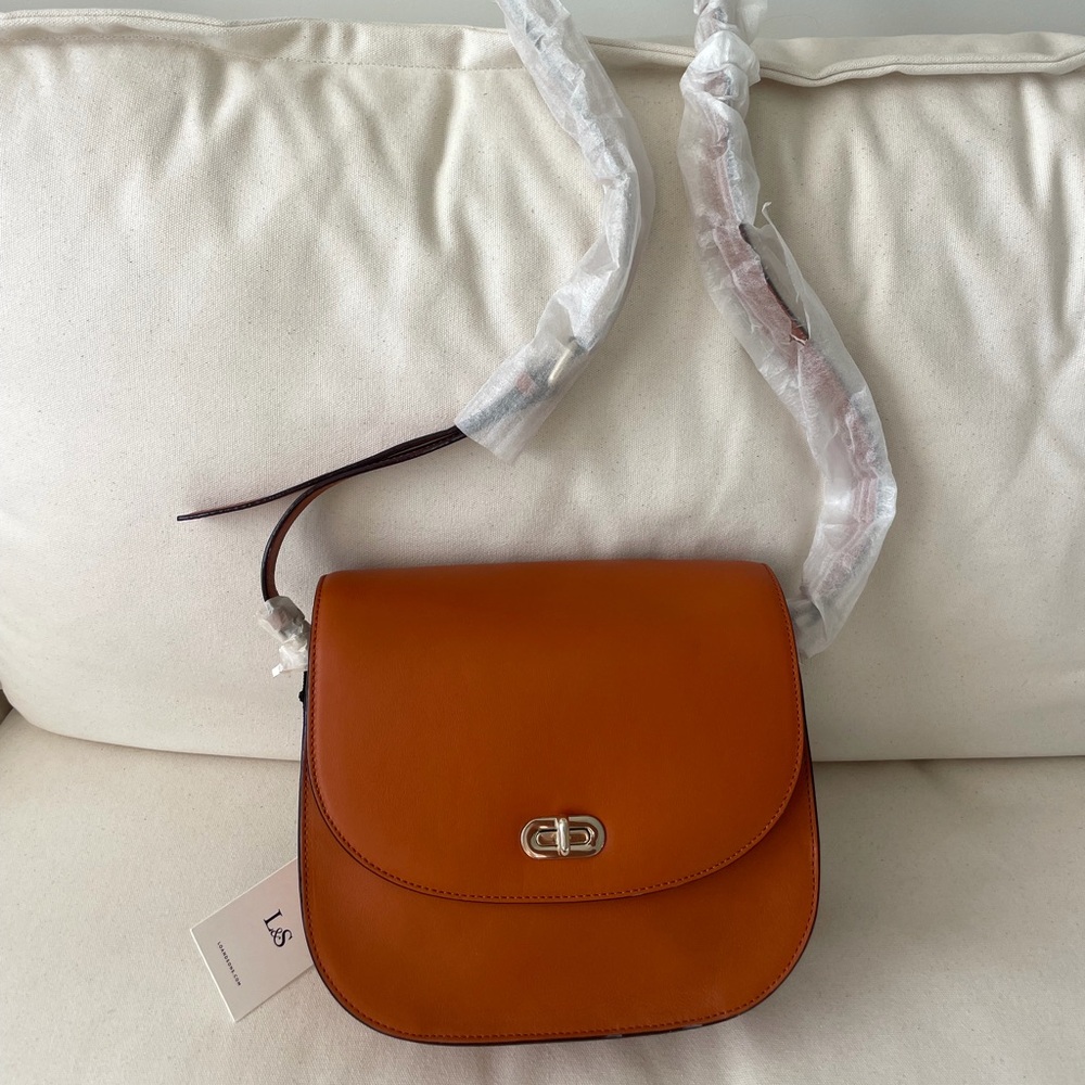 Lo & Sons Claremont Crossbody Bag